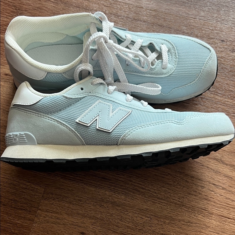 Women New Balance Sky Blue and White Sneakers